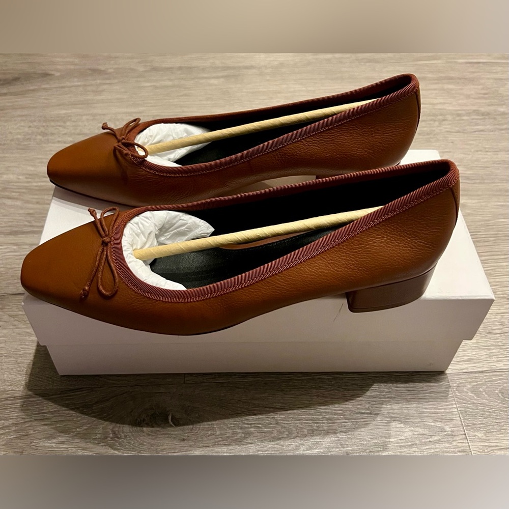 NEW IN BOX | Veronica Beard Caramel Leather Cecile Ballet Flats with Bow Detail - Picture 2 of 6